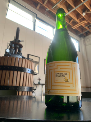 2023 Sparkling Riesling